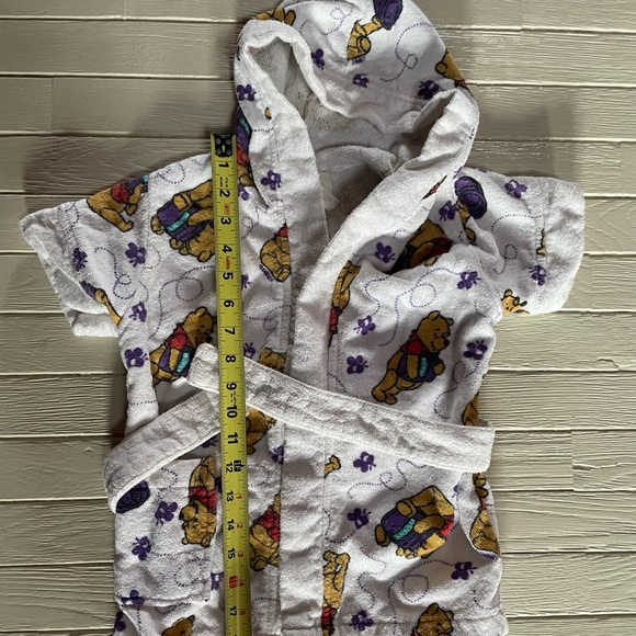 Vintage Disney Winnie the Pooh Toddler Robe and Coverup - Picture 6 of 8